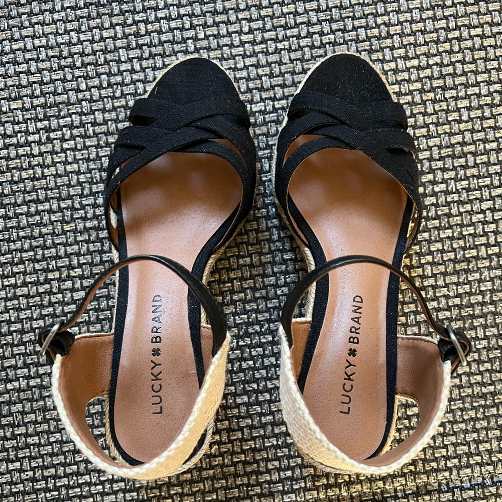 Lucky brand wedge